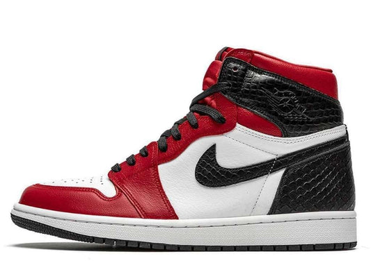 Air Jordan 1 Retro High Satin Snake Chicago (W) - pickUP