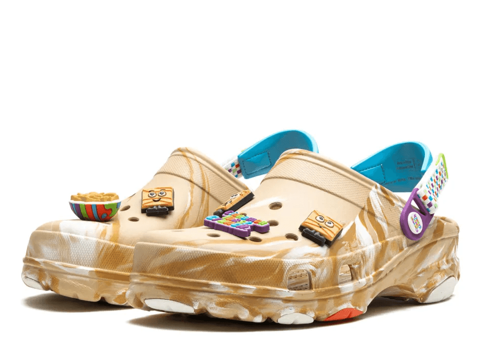 Crocs Classic Clog Cinnamon Toast Crunch - pickUP