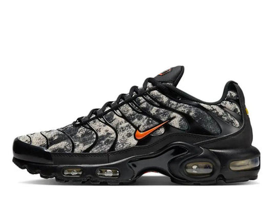 Nike Air Max Plus Camo Black Safety Orange - pickUP