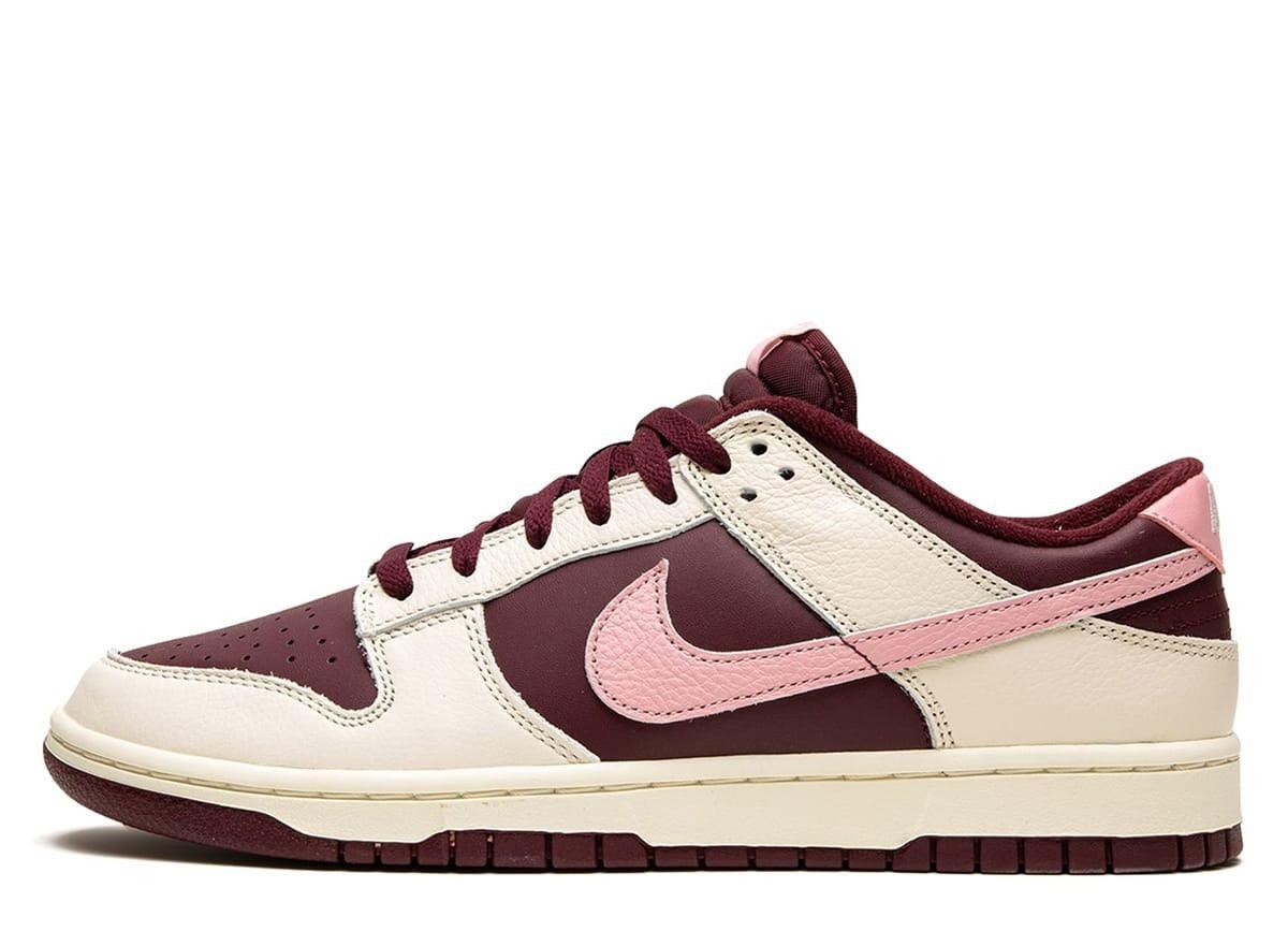 Nike Dunk Low Valentine’s Day (2023) - pickUP