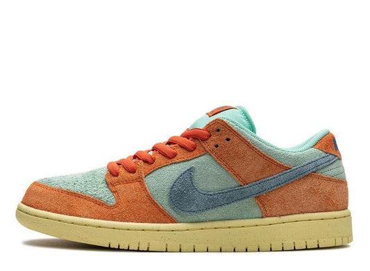 Nike SB Dunk Low Orange Emerald Rise - pickUP