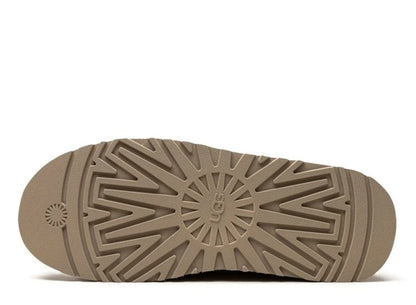 UGG Tazz Slipper Sand (W) - pickUP