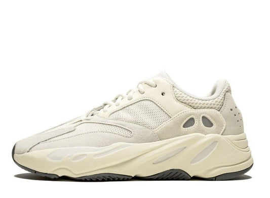 adidas Yeezy 700 Analog - pickUP