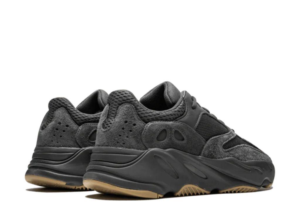 adidas Yeezy 700 Utility Black - pickUP