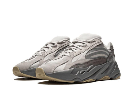 adidas Yeezy 700 V2 Tephra - pickUP