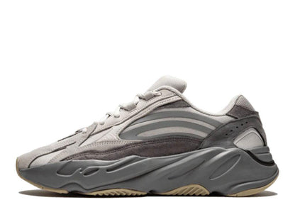 adidas Yeezy 700 V2 Tephra - pickUP